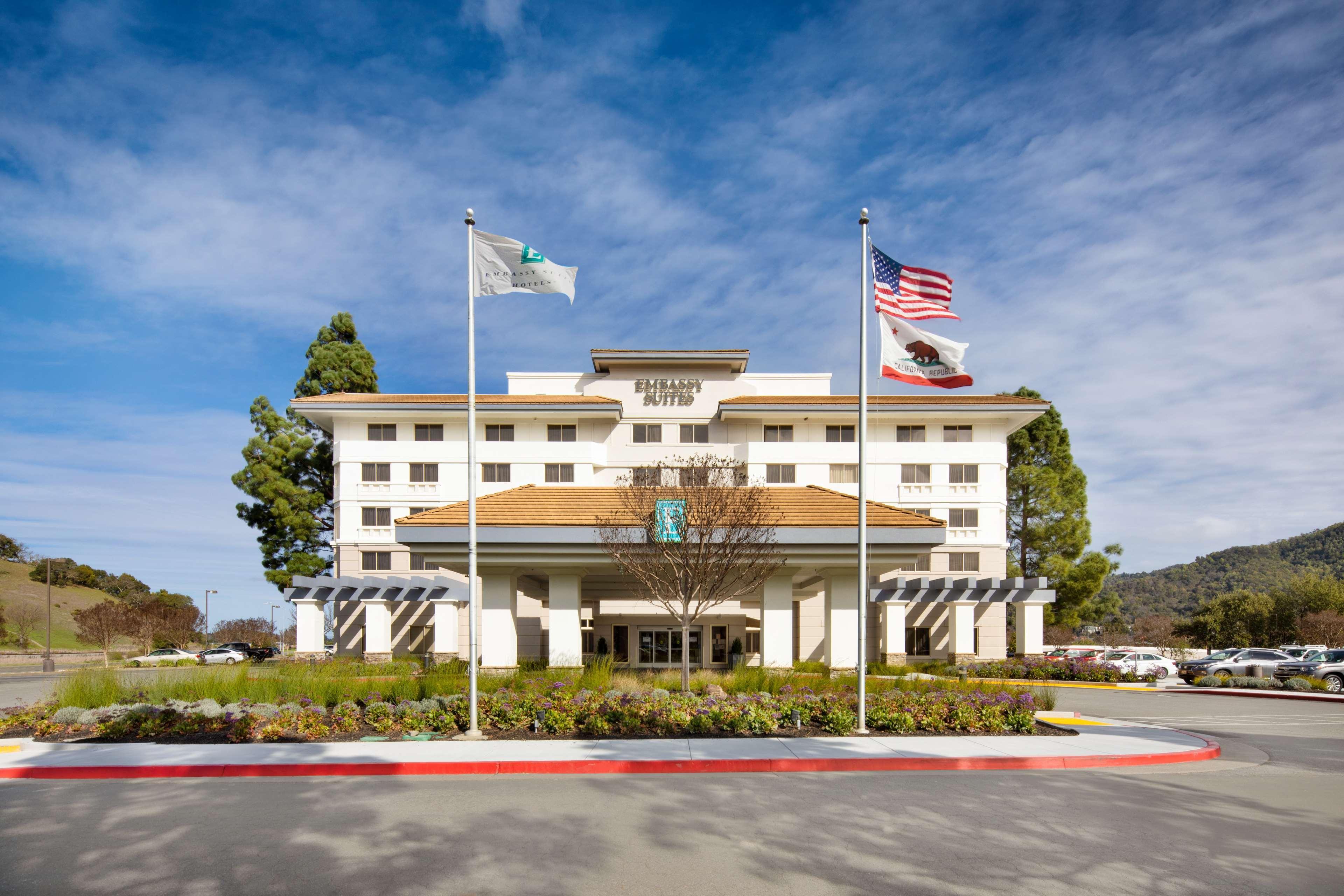 Embassy Suites By Hilton San Rafael Marin County Экстерьер фото