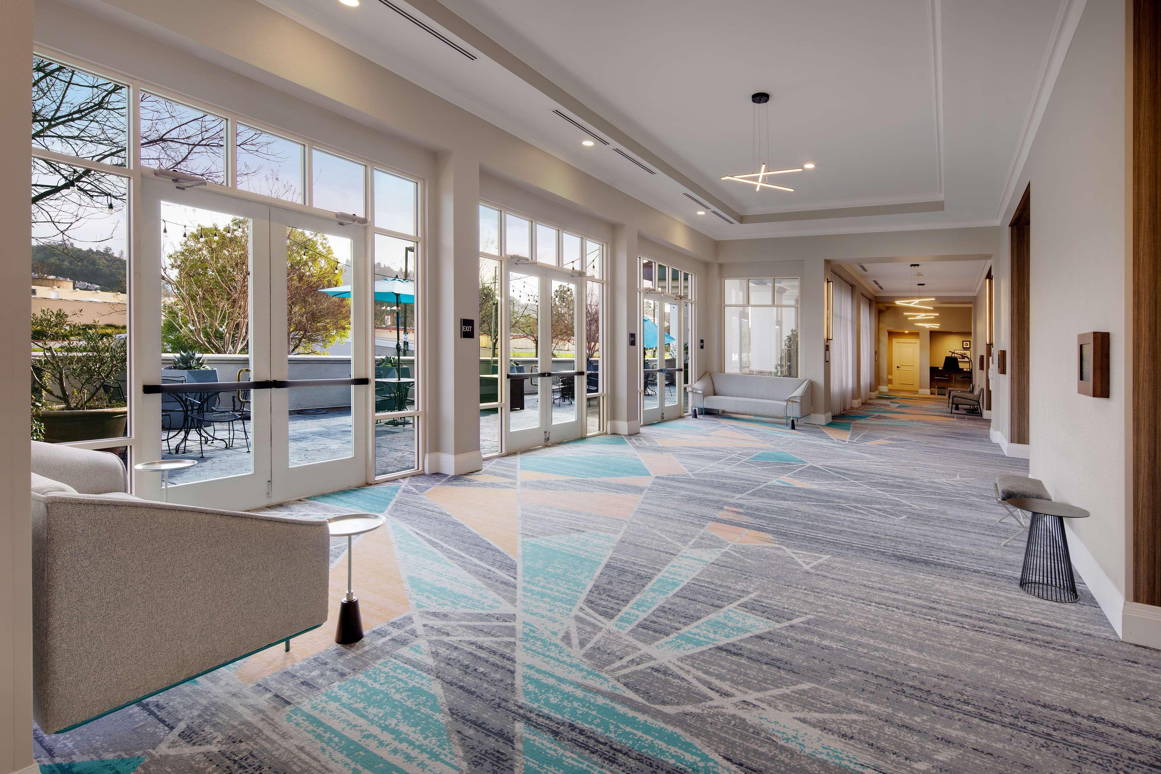 Embassy Suites By Hilton San Rafael Marin County Экстерьер фото