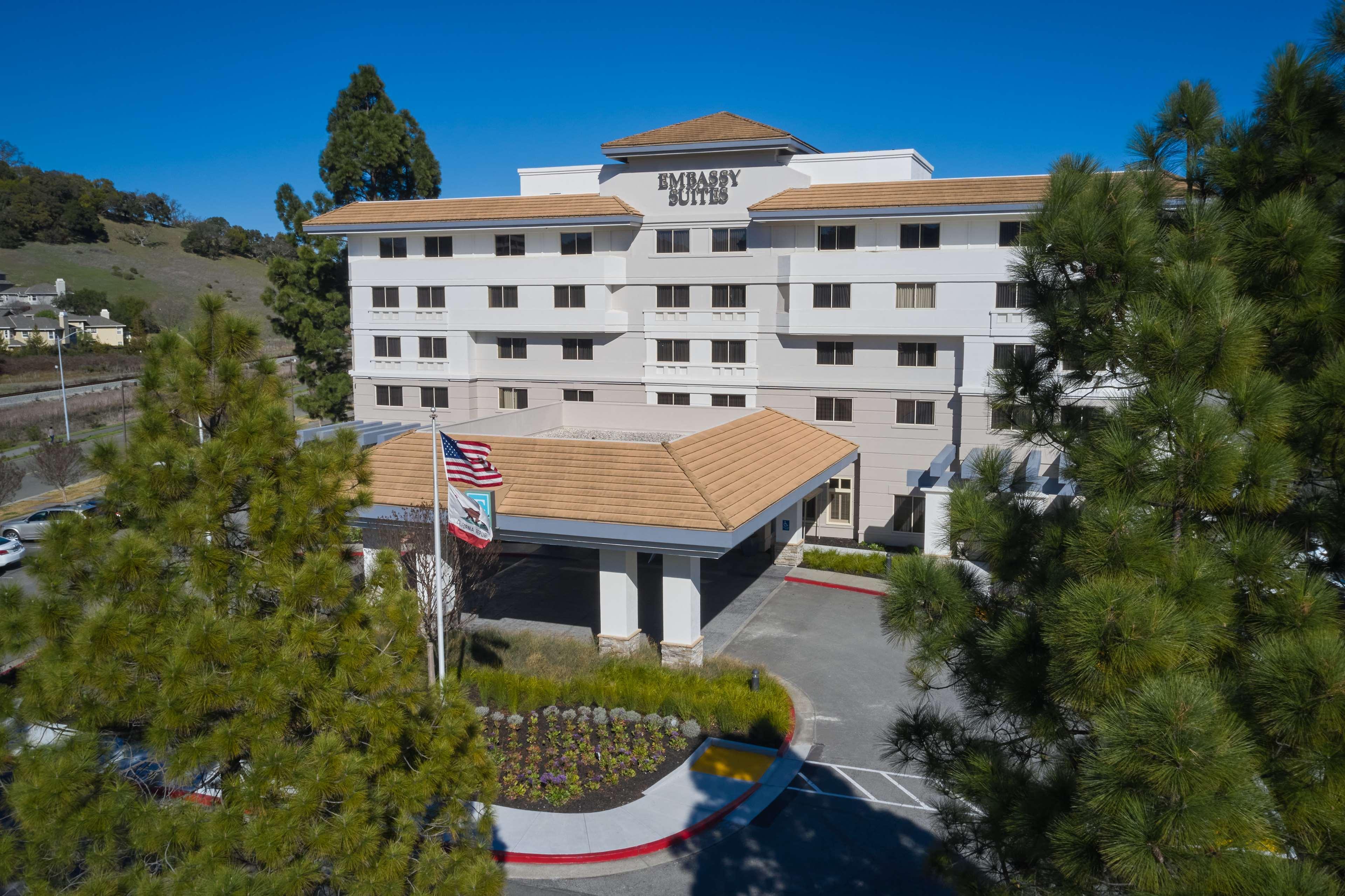 Embassy Suites By Hilton San Rafael Marin County Экстерьер фото